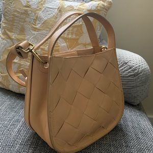 Madewell Sydney Crossbody in Woven Learher